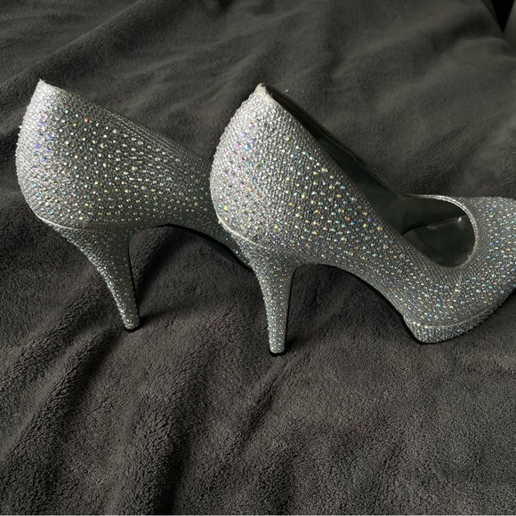 DG Del Garda By MNK - Blinged out heels - Picture 8 of 10